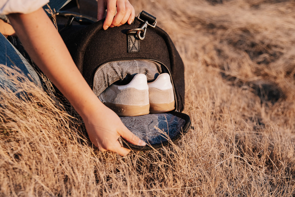 Honest Wolf wool weekend/overnight bag bag in midnight black lifestyle