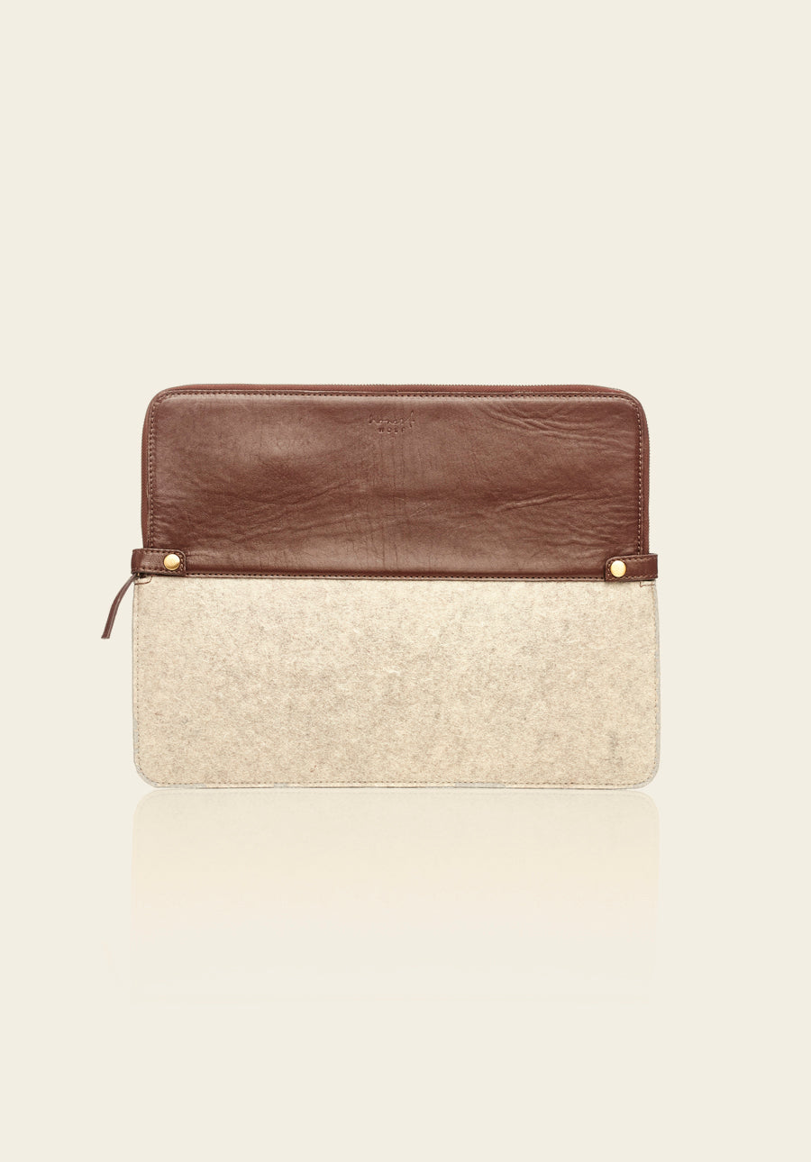 The Sleeve - Taupe - Front view half leather and fabric