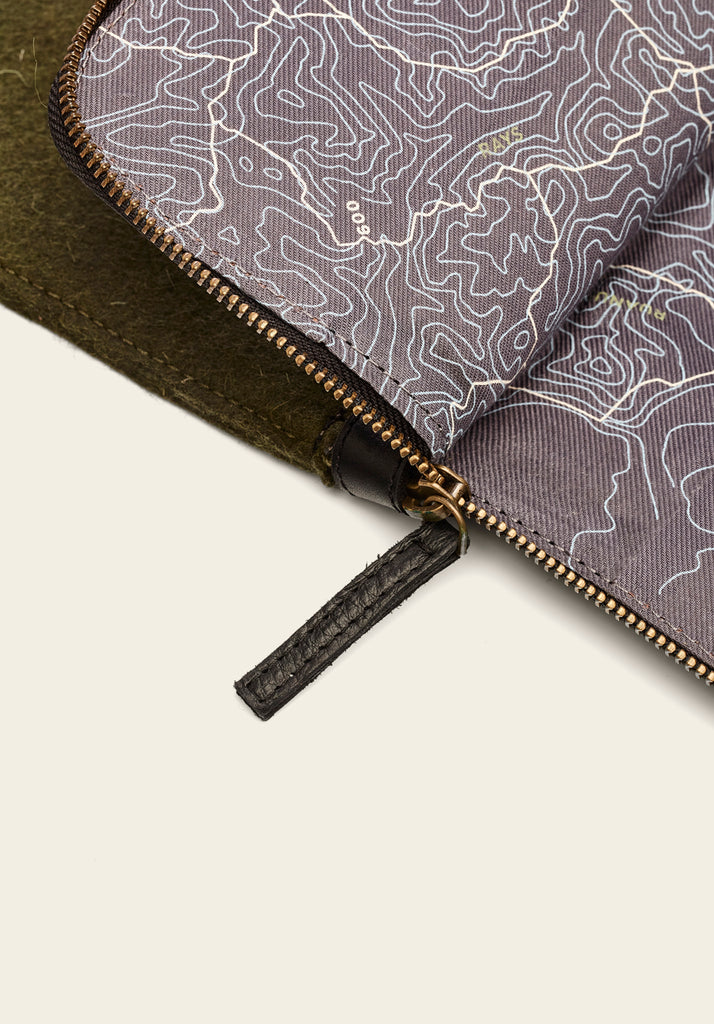 Honest wolf wool laptop sleeve forest green product 