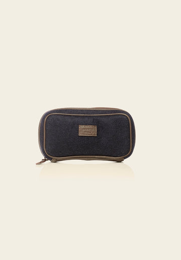 Honest Wolf Sleeve – Zip Wallet Navy 