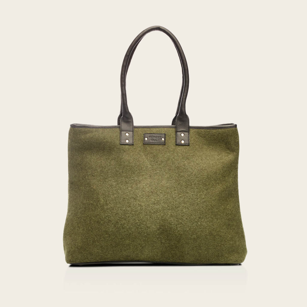 Honest Wolf Tote Forest Green bag