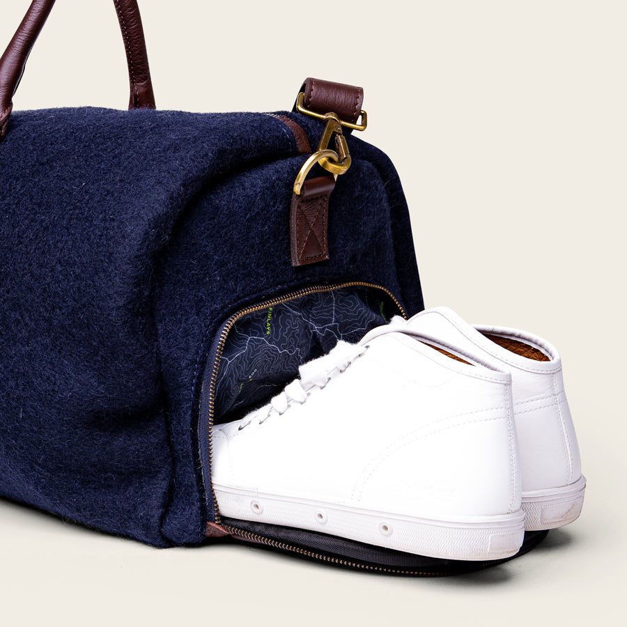 Honest Wolf wool weekend/overnight bag in navy product