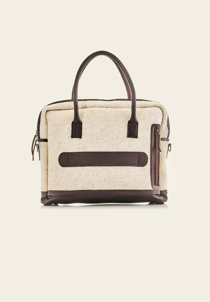 Honest wolf wool Satchel - Taupe, a view of the side of the bag with outside pocket product